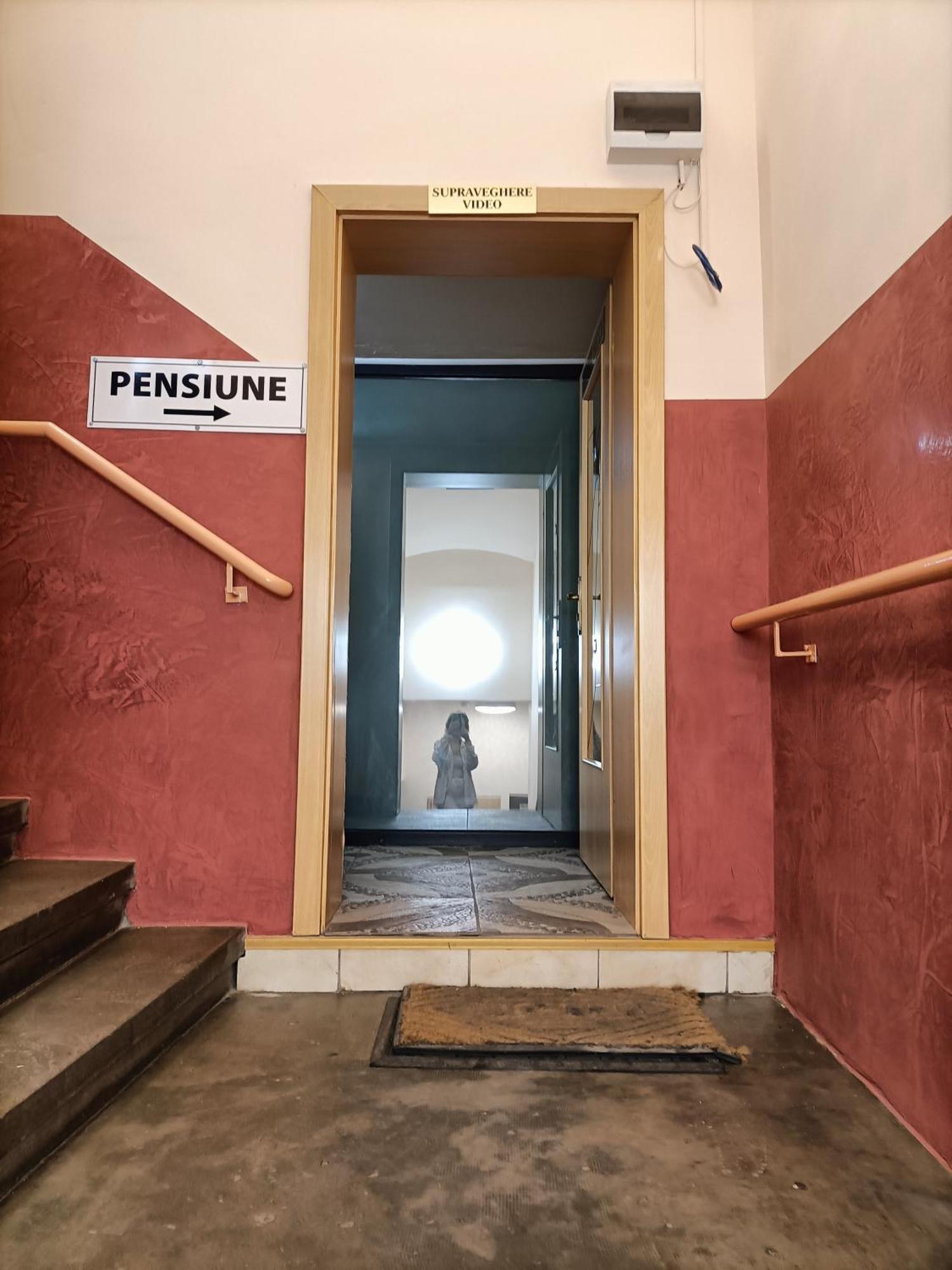 Отель Casa Heidi Тимишоара Экстерьер фото