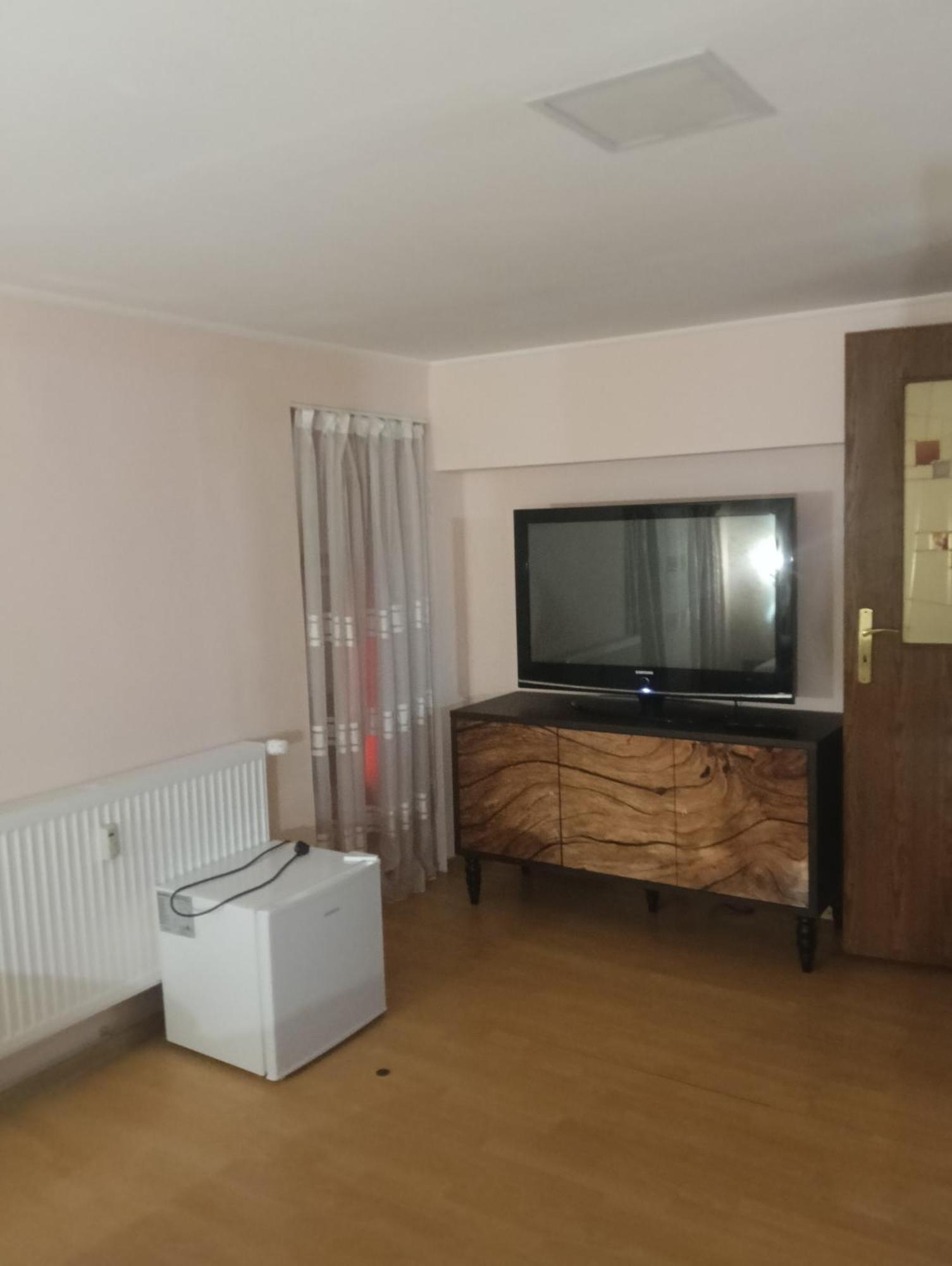 Отель Casa Heidi Тимишоара Номер фото