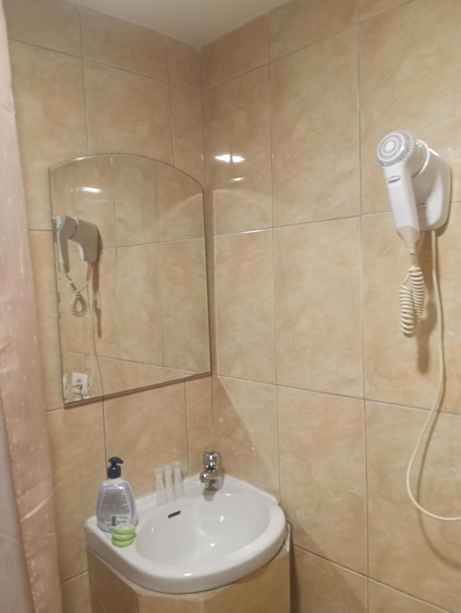 Отель Casa Heidi Тимишоара Номер фото