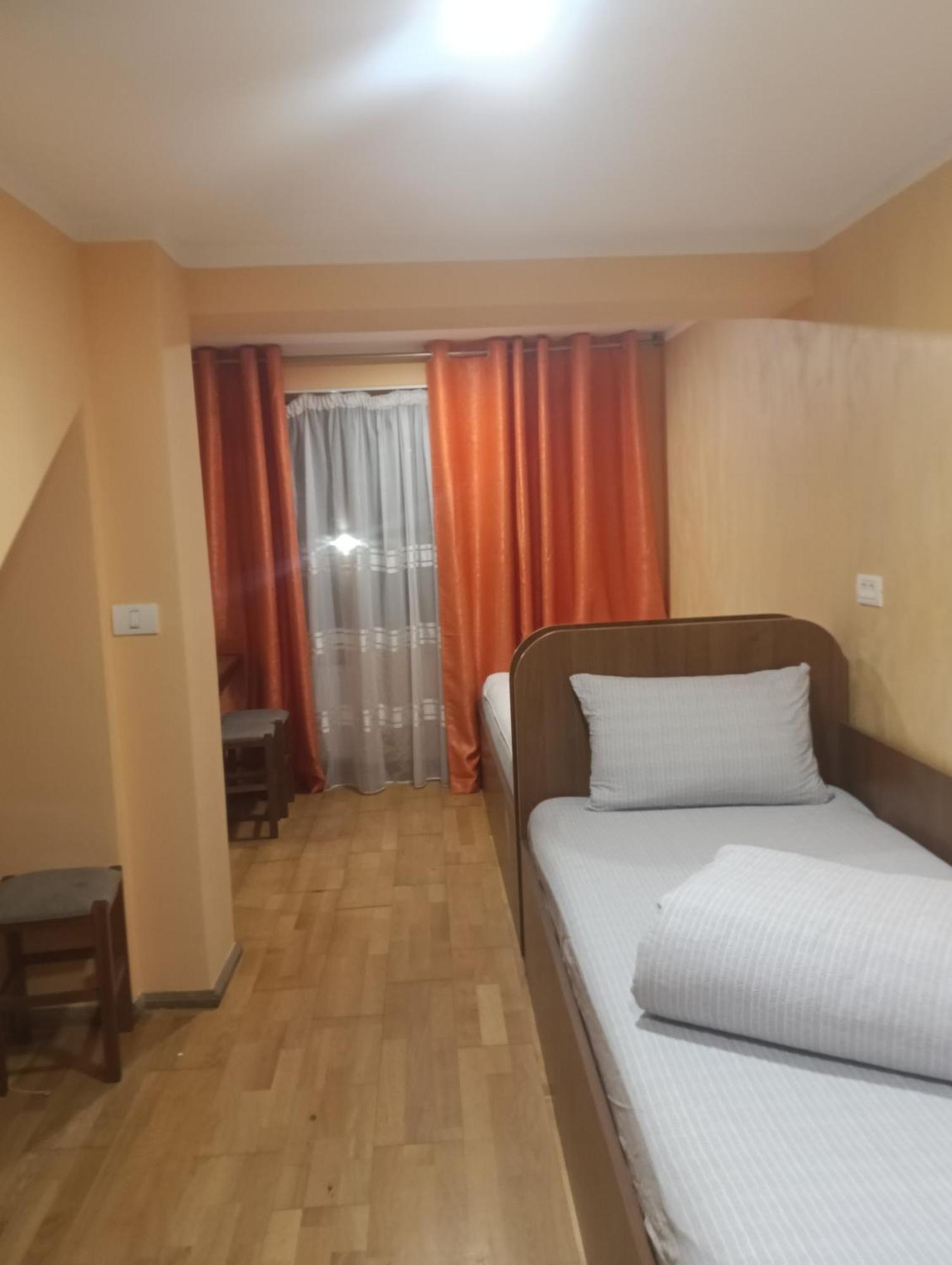 Отель Casa Heidi Тимишоара Номер фото